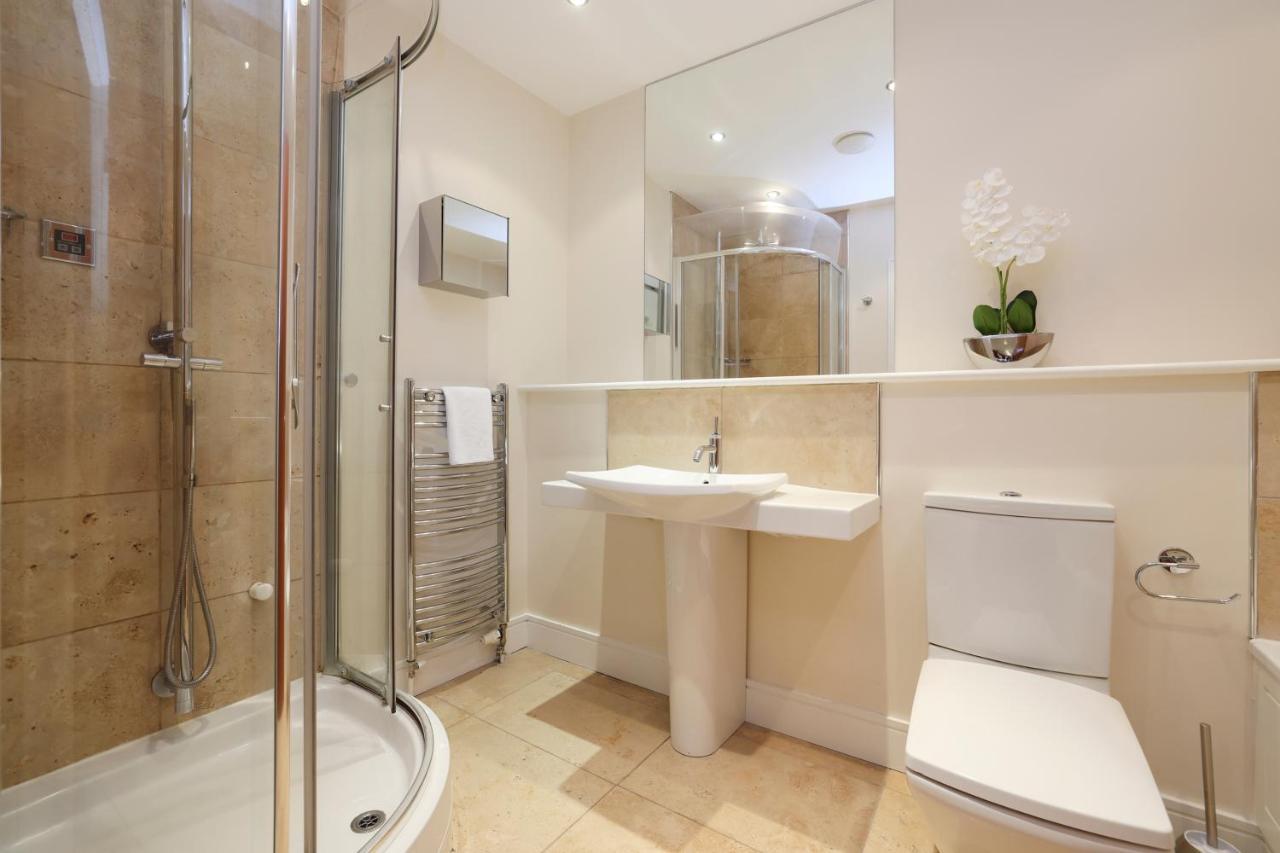 Joivy Spacious 2 Bed,2 Bath Flat, Free Parking And Rooftop Terrace Edimburgo Exterior foto